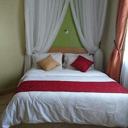 ลา จาร์ดีน โฮเต็ล Bed & Breakfast ไนโรบี ภายนอก รูปภาพ
