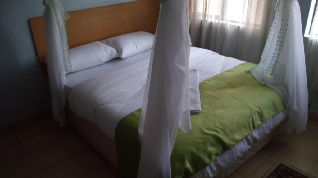 ลา จาร์ดีน โฮเต็ล Bed & Breakfast ไนโรบี ภายนอก รูปภาพ