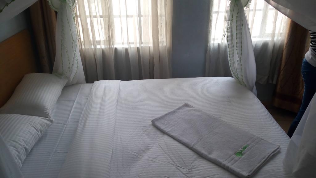 ลา จาร์ดีน โฮเต็ล Bed & Breakfast ไนโรบี ภายนอก รูปภาพ