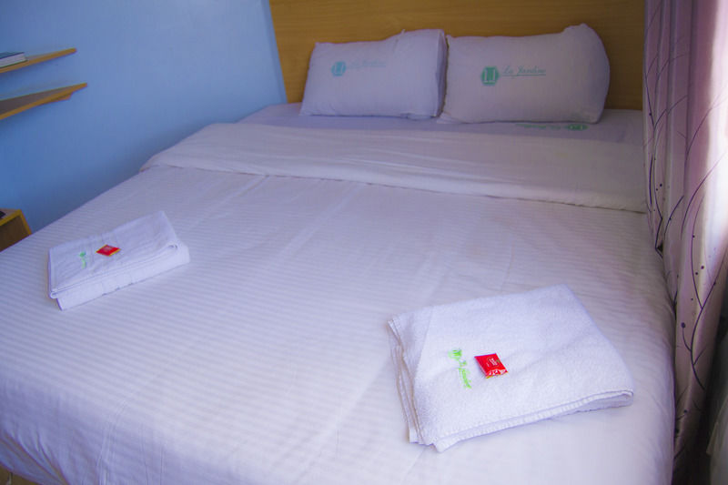 ลา จาร์ดีน โฮเต็ล Bed & Breakfast ไนโรบี ภายนอก รูปภาพ