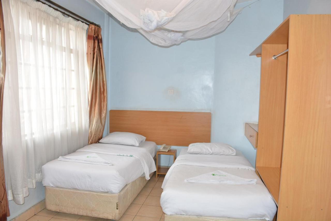 ลา จาร์ดีน โฮเต็ล Bed & Breakfast ไนโรบี ภายนอก รูปภาพ